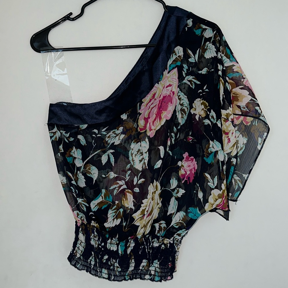 Janice floral flowy mesh one shouldered blouse (s)
